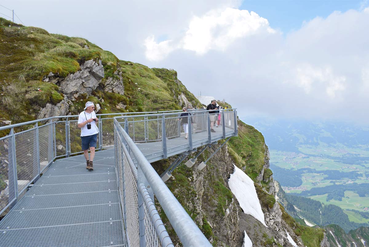 Aussichtswege am Hang