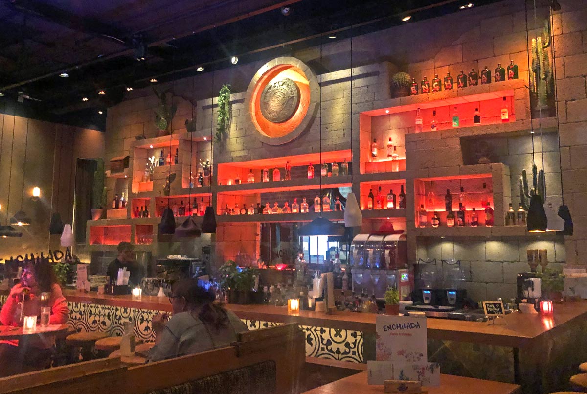 Cocktail Bar